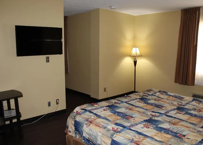 Mansion View Inn & Suites